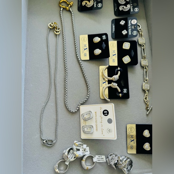 Bundle Deal✨✨ - Picture 5 of 11